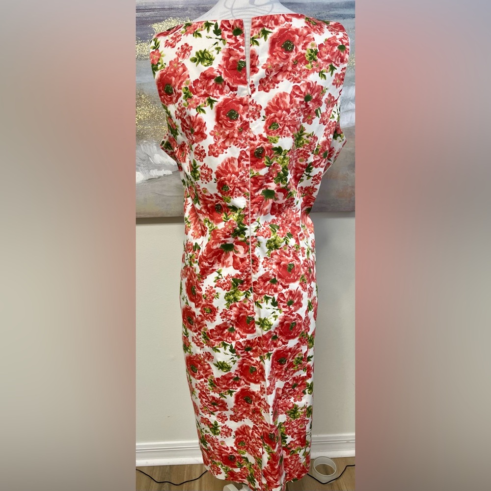 TALBOTS Casual Dress, Shift , Round neck, zipper back, Red Flower Print Size 14 - Picture 5 of 11